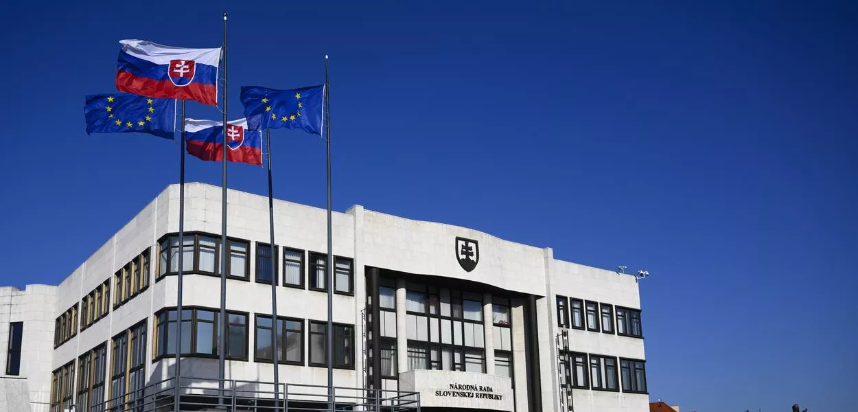 The parliament of Slovakia passed a law that abolishes the office in charge of protecting whistleblowers. (Photo: Deml Ondej/CTK/dpa)
