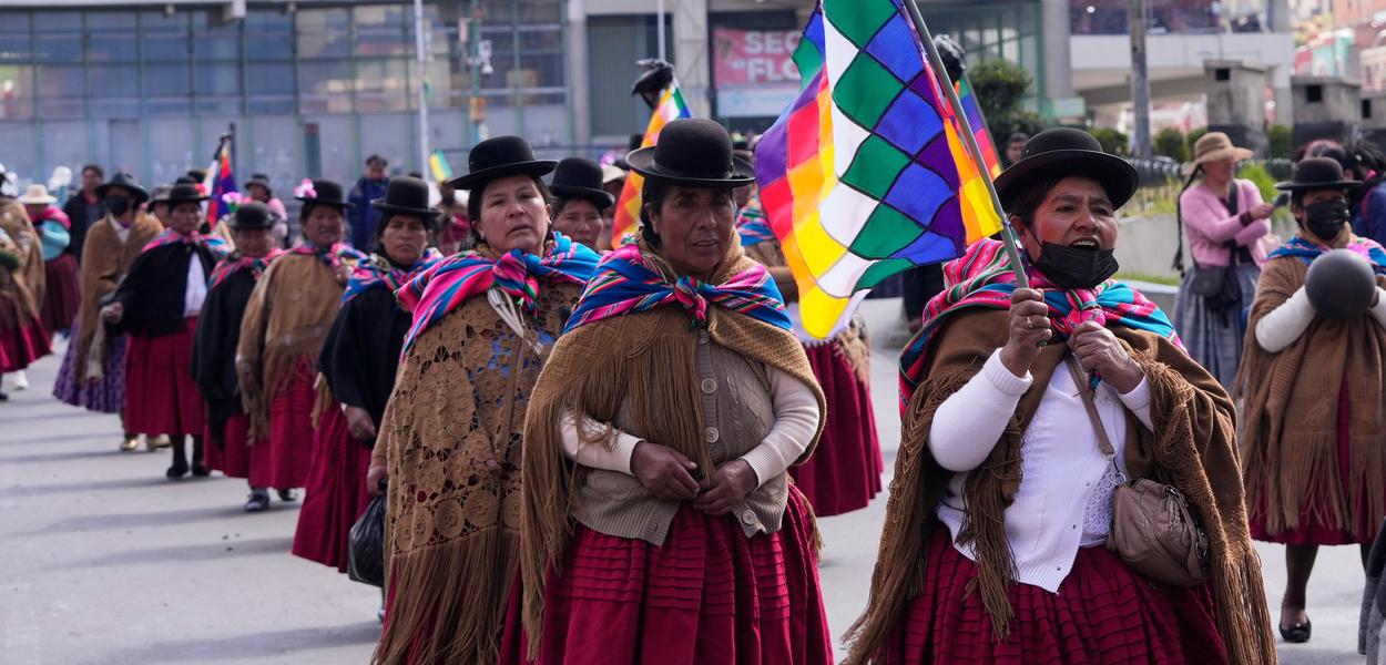 Demonstrators march during an anti-government protest in La Paz, Bolivia, Wednesday, May 27, 2026. (Photo: AP Photo/Juan Karita)